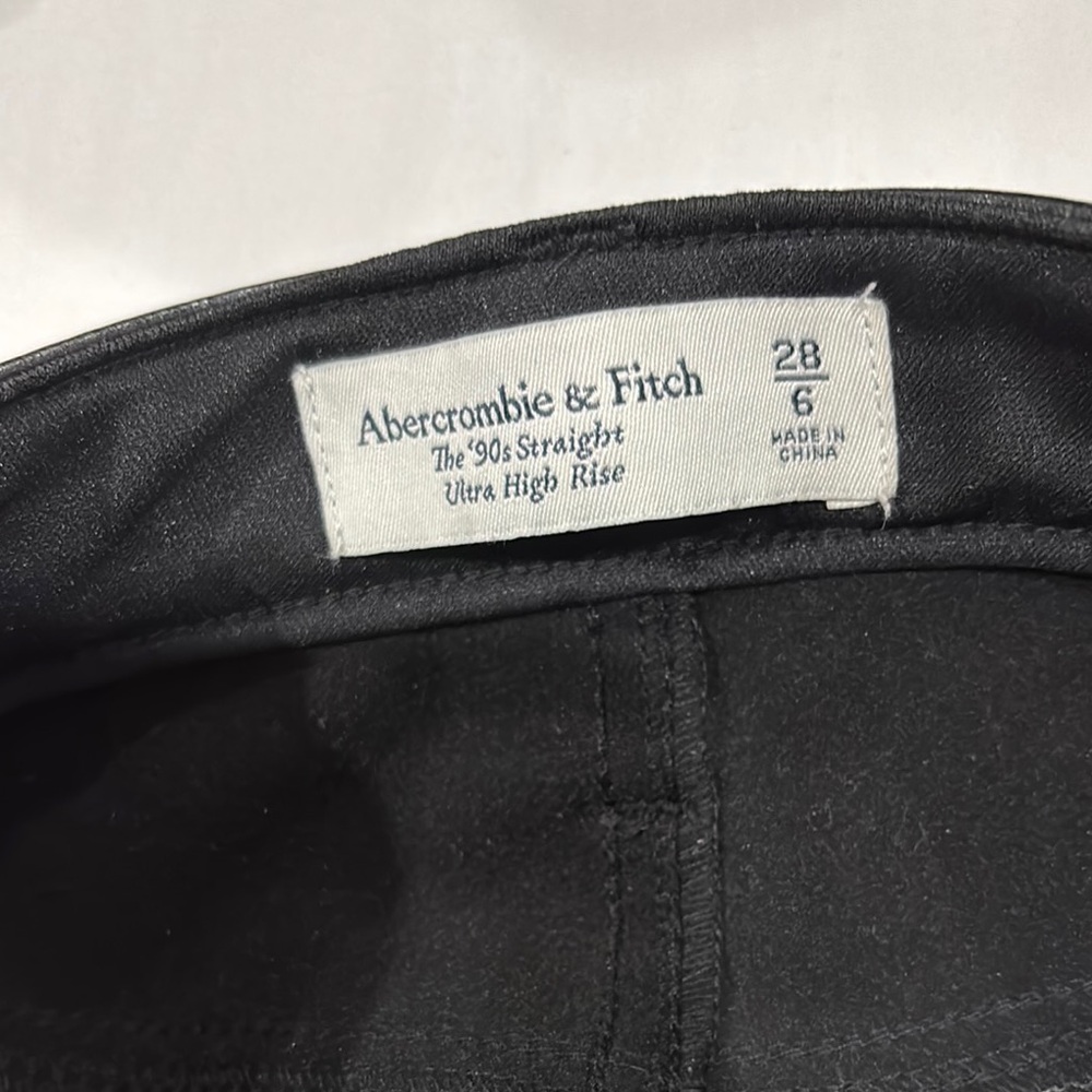 A&F The 90s Straight Ultra High Rise Leather Pants - Picture 8 of 9